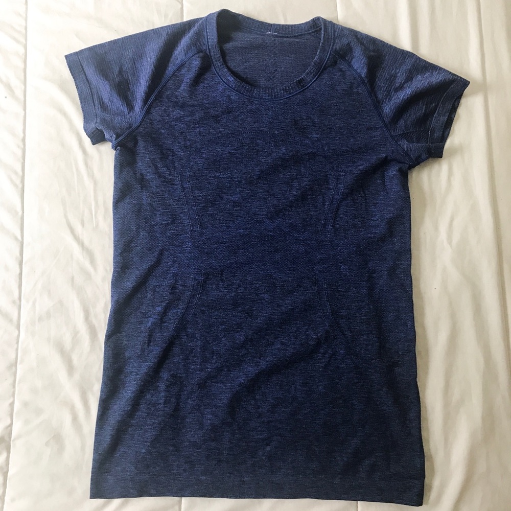 Lululemon Swiftly Tech Short Sleeve Crew and BAG